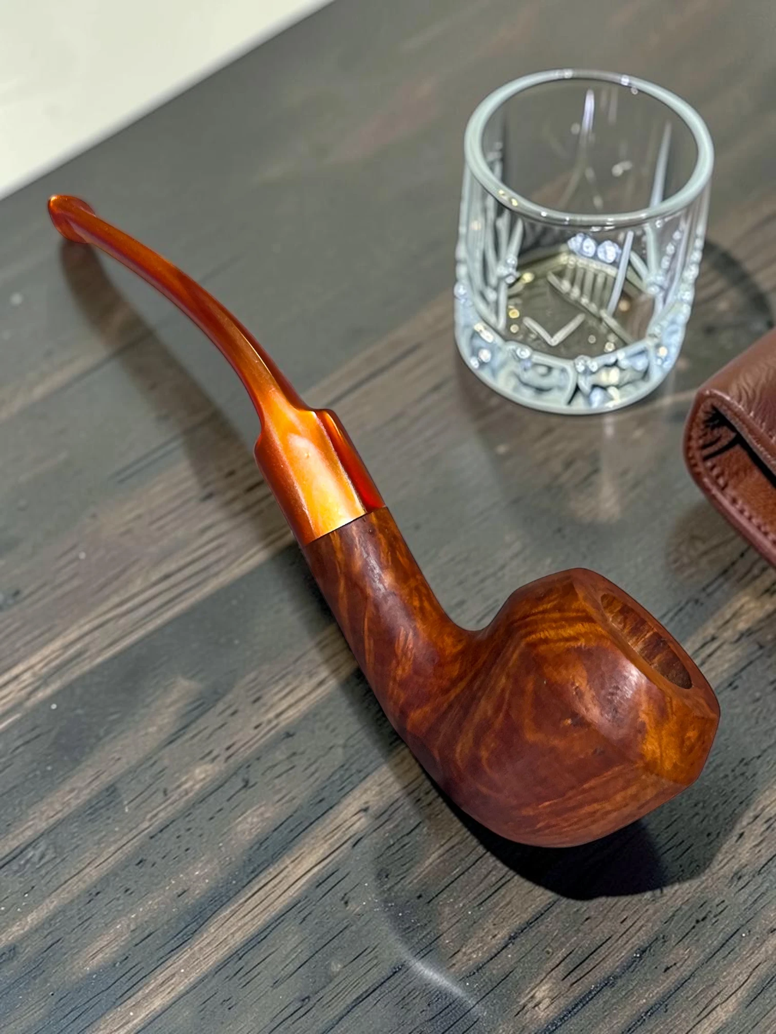 CleanTastePipe Briar Tobacco Pipe, Bent Bulldog Style, Brown Finish with Orange Swirled Stem, 5.25-Inch Length